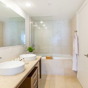 Boutique One-Bedroom Apartment